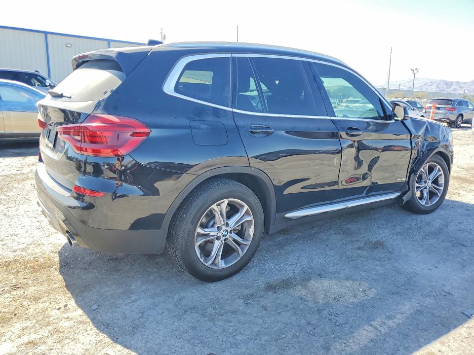 Продажа на аукционе авто 2018 Bmw X3, vin: 5UXTR9C53JLC79296, номер лота: 55187746