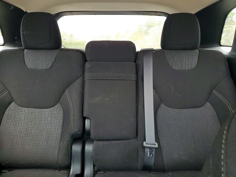 Продаж на аукціоні авто 2015 Jeep Cherokee, vin: 1C4PJMCB2FW750084, номер лоту: 52520366