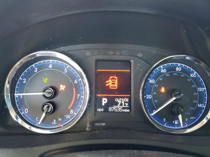 Продажа на аукционе авто 2018 Toyota Corolla, vin: 2T1BURHE0JC044055, номер лота: 53948946