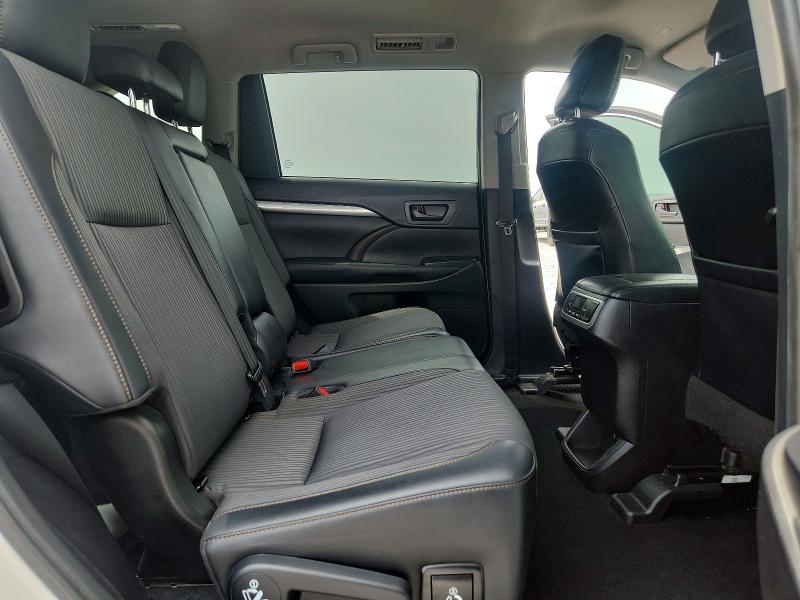 2019 Toyota Highlander მანქანა იყიდება აუქციონზე, vin: 5TDZZRFH0KS311636, აუქციონის ნომერი: 54260886