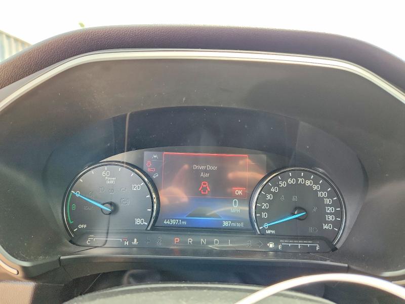 Продаж на аукціоні авто 2022 Ford Escape, vin: 1FMCU9BZ8NUA40338, номер лоту: 54716156