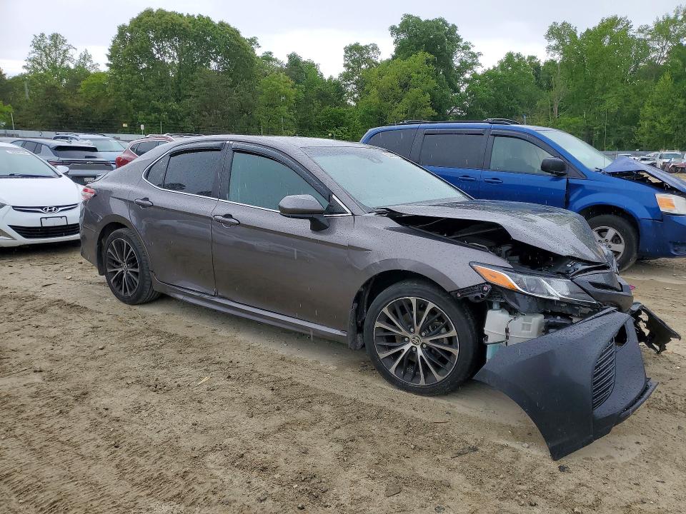 52681426 :رقم المزاد ، 4T1G11AK5LU954849 vin ، 2020 Toyota Camry مزاد بيع