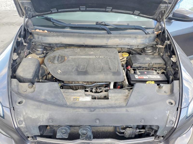 53925086 :رقم المزاد ، 1C4PJMCS0FW571526 vin ، 2015 Jeep Cherokee مزاد بيع