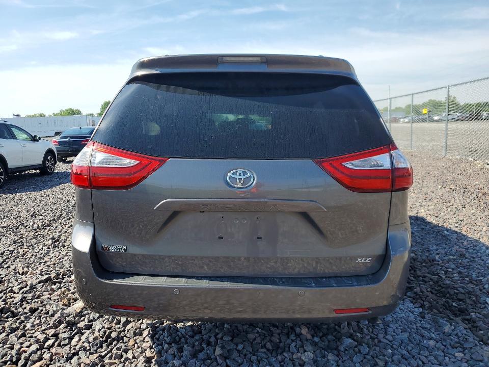 Aukcja sprzedaży 2017 Toyota Sienna, vin: 5TDYZ3DC5HS804141, numer aukcji: 55233296