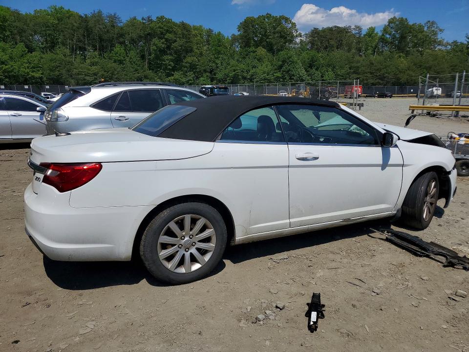 Продажа на аукционе авто 2013 Chrysler 200, vin: 1C3BCBEB3DN526738, номер лота: 53764986