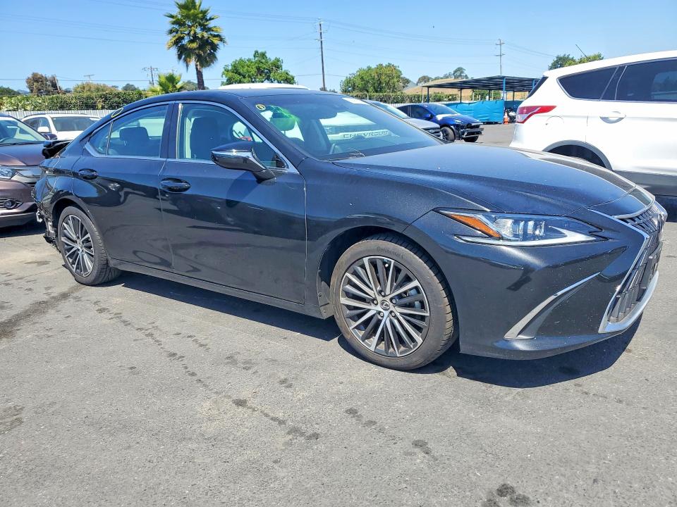 Продажа на аукционе авто 2022 Lexus Es 350, vin: 58ADZ1B17NU137346, номер лота: 53998156