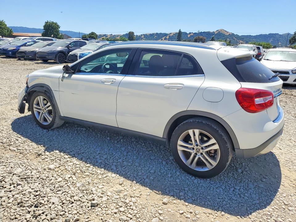 Продаж на аукціоні авто 2018 Mercedes-benz Gla, vin: WDCTG4EB7JJ432990, номер лоту: 53849086