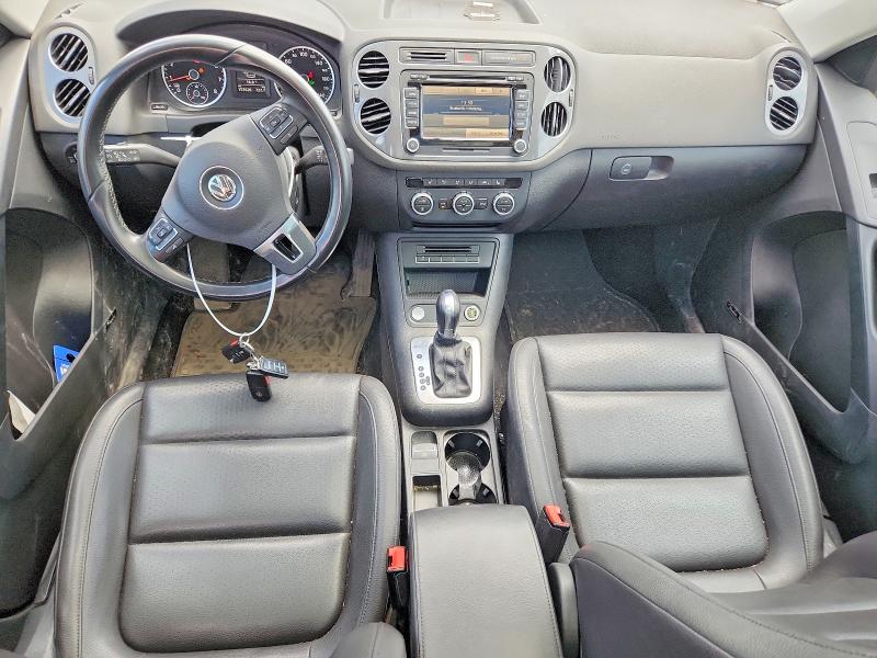 2015 Volkswagen Tiguan მანქანა იყიდება აუქციონზე, vin: WVGJV7AX2FW608811, აუქციონის ნომერი: 53379496