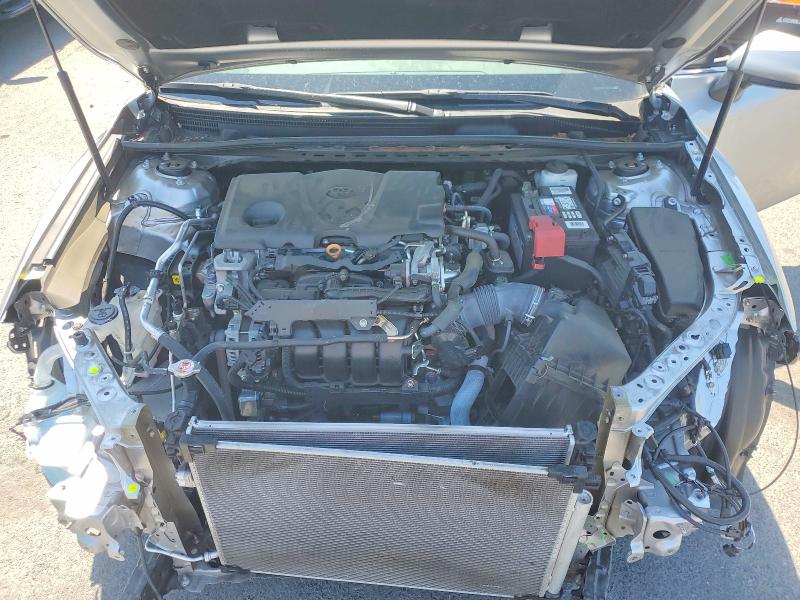 52395926 :رقم المزاد ، 4T1C11AK2LU870258 vin ، 2020 Toyota Camry مزاد بيع
