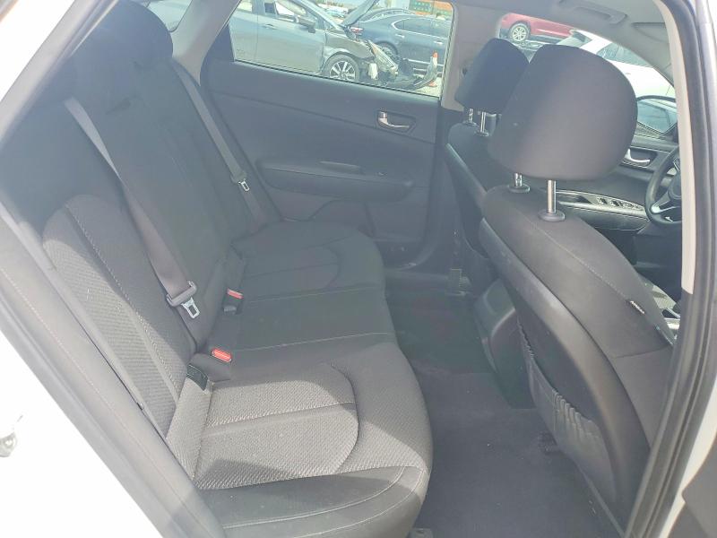 Продаж на аукціоні авто 2018 Kia Optima, vin: KNAGT4L36J5233059, номер лоту: 52865816