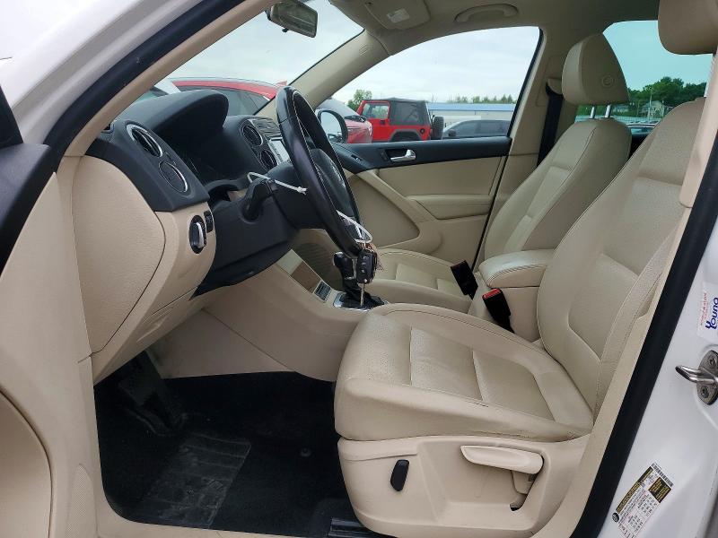 2013 Volkswagen Tiguan მანქანა იყიდება აუქციონზე, vin: WVGBV3AX9DW607830, აუქციონის ნომერი: 53264886