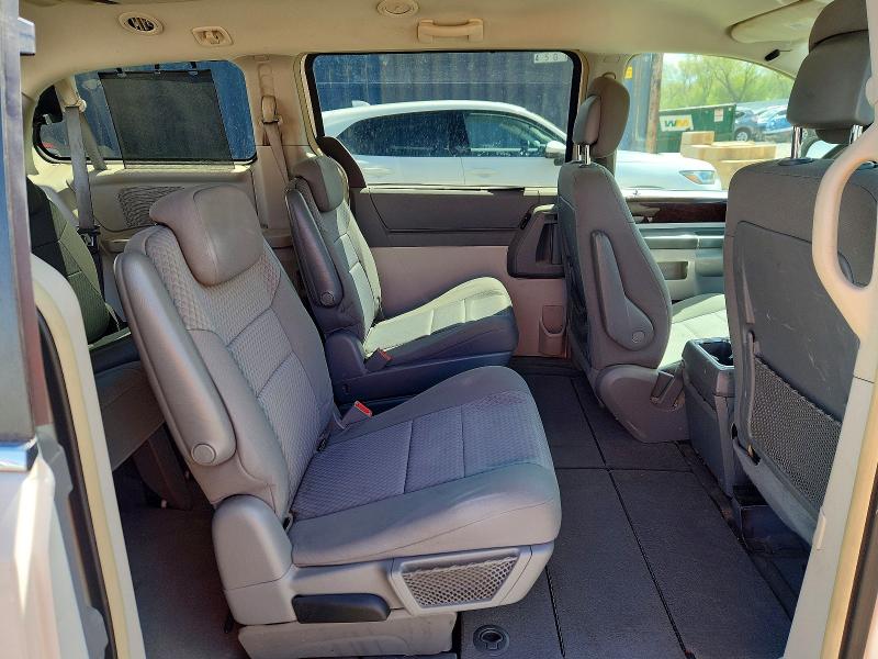 2010 Chrysler Town & Country მანქანა იყიდება აუქციონზე, vin: 2A4RR5DX4AR475038, აუქციონის ნომერი: 53213936