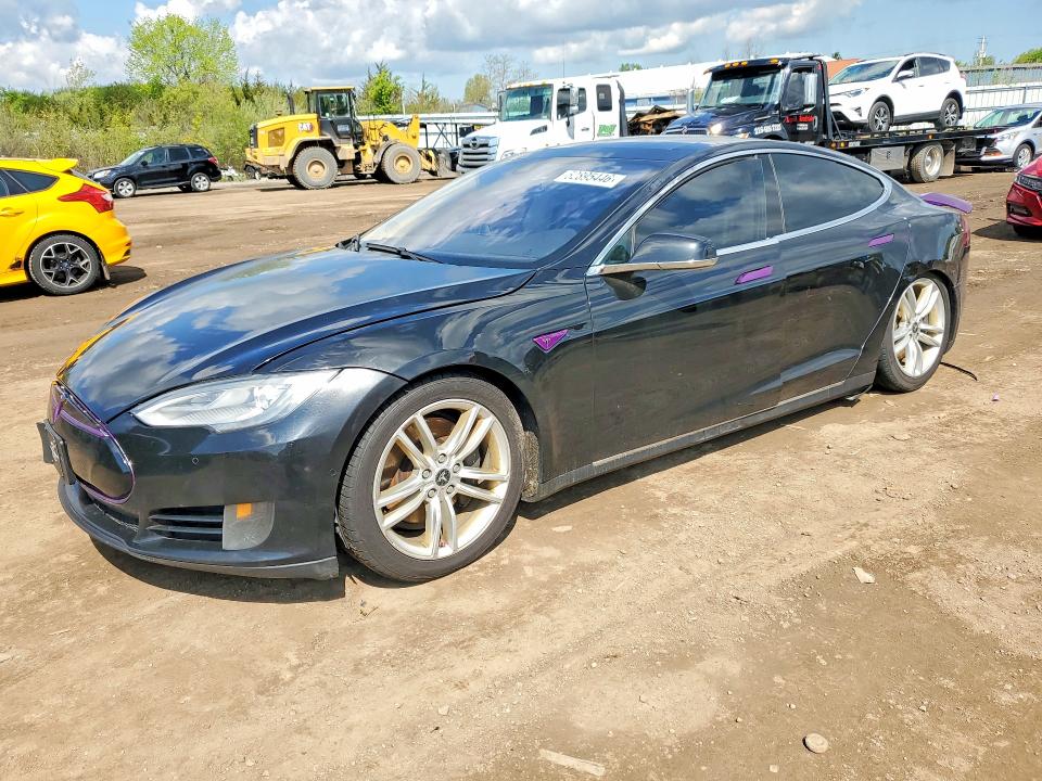 Продаж на аукціоні авто 2015 Tesla Model S, vin: 5YJSA1S29FF090933, номер лоту: 52895446
