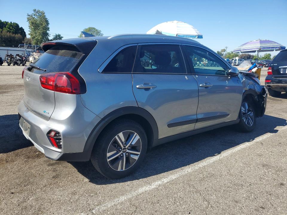 2022 Kia Niro მანქანა იყიდება აუქციონზე, vin: KNDCB3LC1N5548033, აუქციონის ნომერი: 52257646