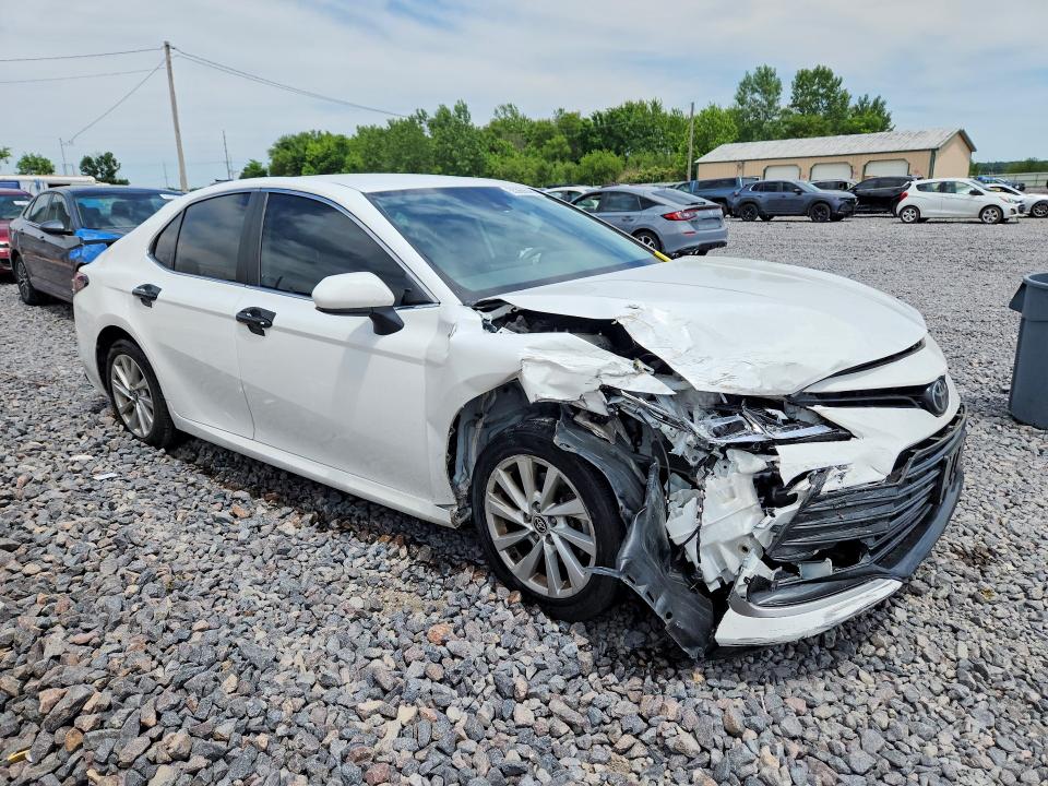 Продаж на аукціоні авто 2021 Toyota Camry, vin: 4T1C11AK5MU542964, номер лоту: 55369646