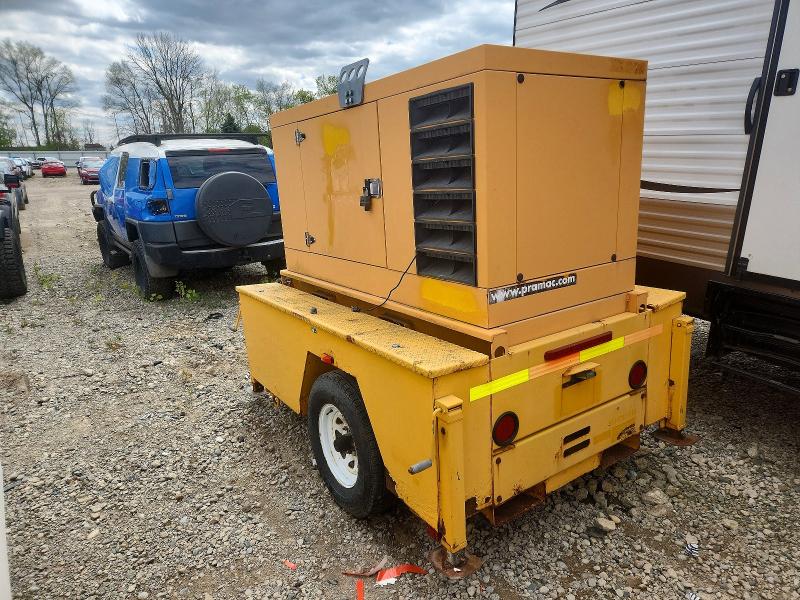 51119016 :رقم المزاد ، 1J9TF12169F402398 vin ، 2010 Urwi Industrial Equipment مزاد بيع