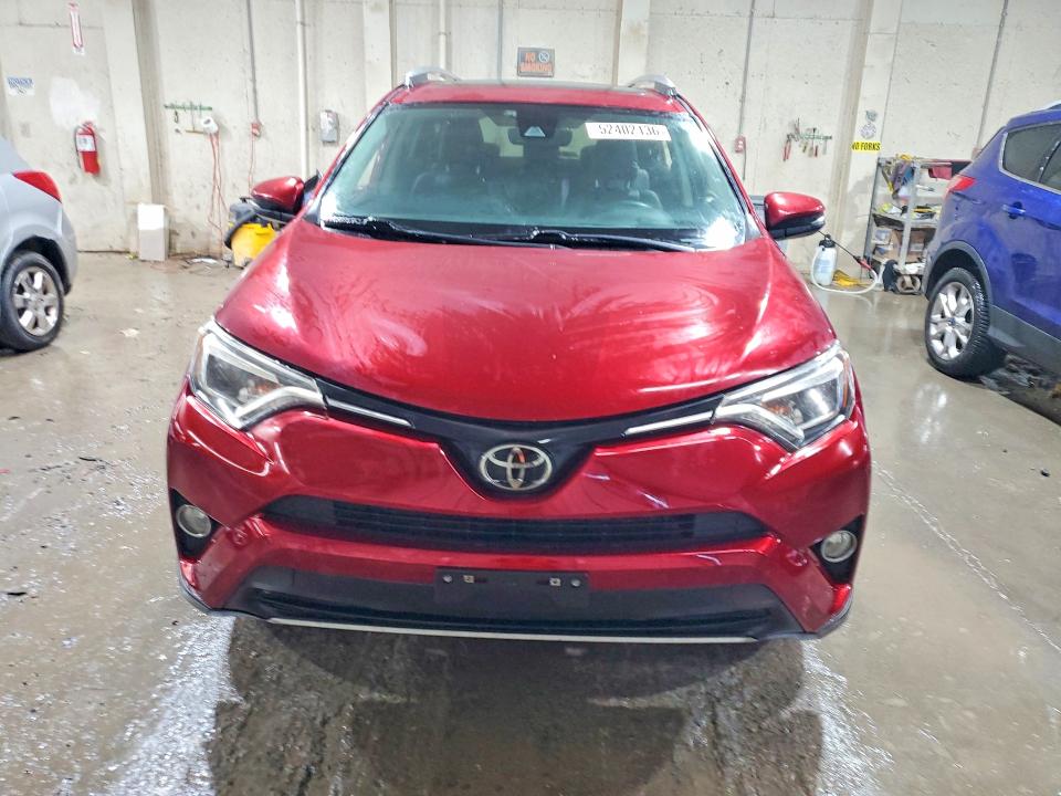 2018 Toyota Rav4 მანქანა იყიდება აუქციონზე, vin: 2T3DFREV6JW754428, აუქციონის ნომერი: 52402136