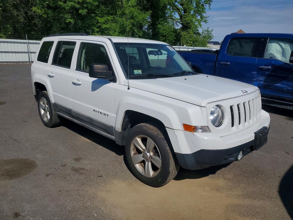 53241156 :رقم المزاد ، 1J4NF1GB3BD126831 vin ، 2011 Jeep Patriot مزاد بيع