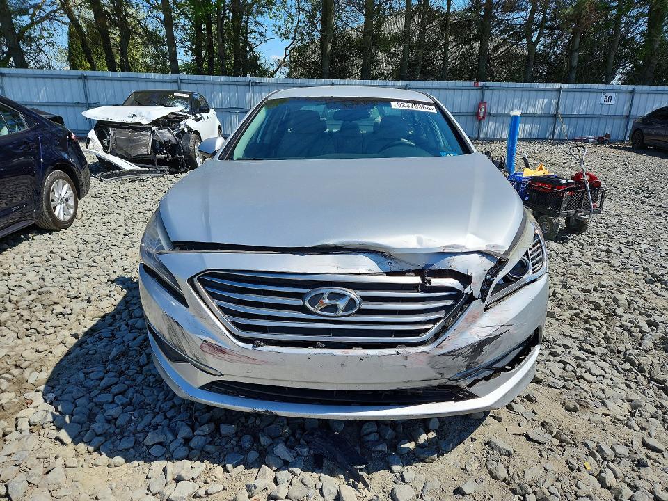 52379366 :رقم المزاد ، 5NPE24AF5HH572819 vin ، 2017 Hyundai Sonata مزاد بيع