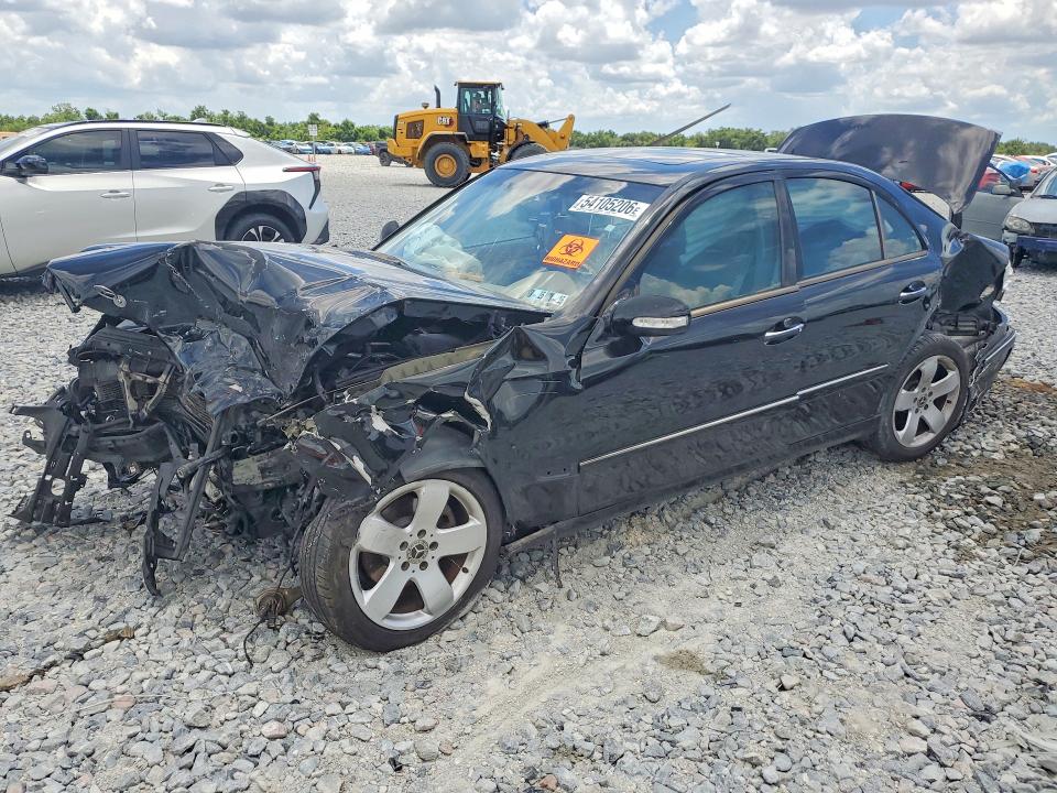 Продажа на аукционе авто 2004 Mercedes-benz E, vin: WDBUF65JX4A422652, номер лота: 54105206