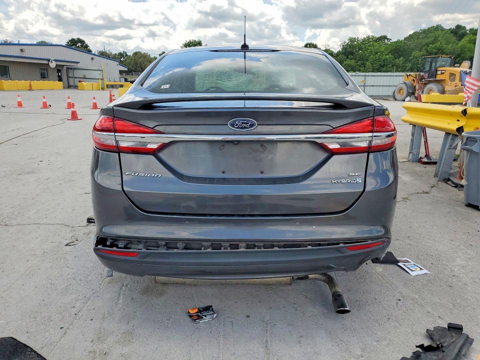 2018 Ford Fusion მანქანა იყიდება აუქციონზე, vin: 3FA6P0LU5JR231536, აუქციონის ნომერი: 54355286