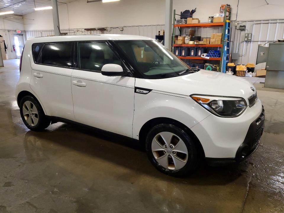 53474646 :رقم المزاد ، KNDJN2A29F7141473 vin ، 2015 Kia Soul مزاد بيع