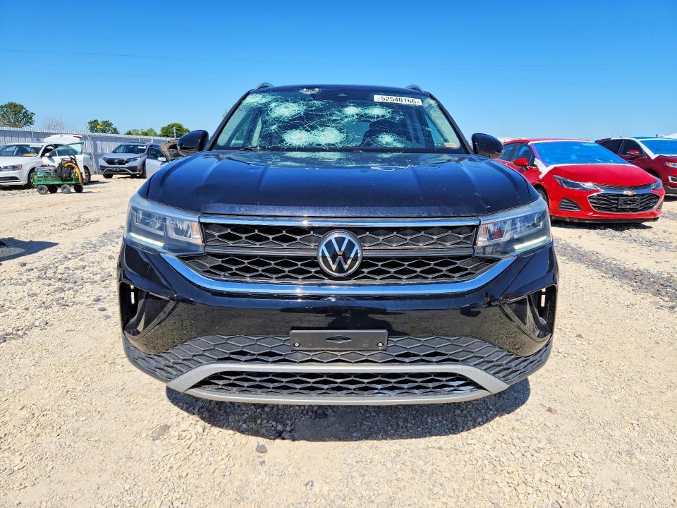 Продаж на аукціоні авто 2022 Volkswagen Taos, vin: 3VVPX7B26NM010782, номер лоту: 52540166