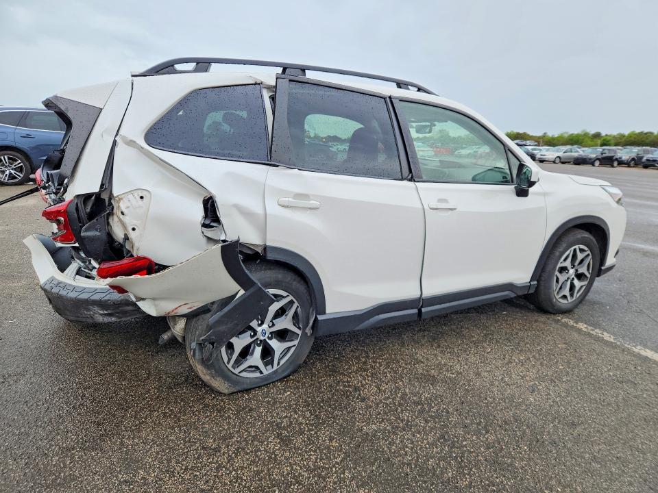 54024676 :رقم المزاد ، JF2SKAEC8NH432566 vin ، 2022 Subaru Forester مزاد بيع