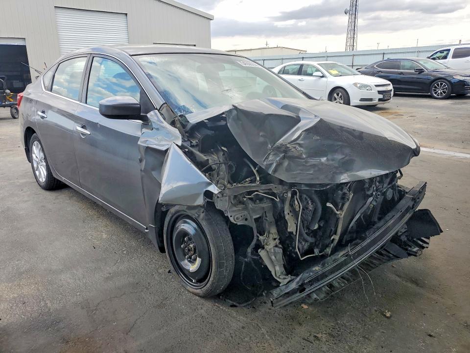 Продажа на аукционе авто 2018 Nissan Sentra, vin: 3N1AB7AP6JY210308, номер лота: 54559296
