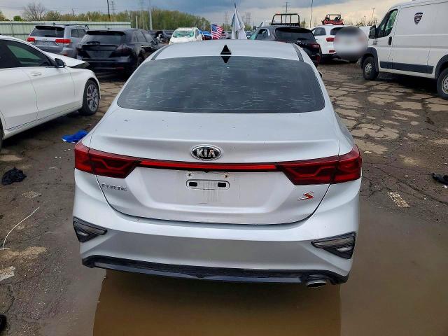 52237336 :رقم المزاد ، 3KPF34ADXKE039683 vin ، 2019 Kia Forte 4d Ex مزاد بيع