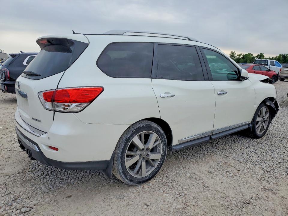 Продажа на аукционе авто 2015 Nissan Pathfinder, vin: 5N1AR2MNXFC653062, номер лота: 52931816