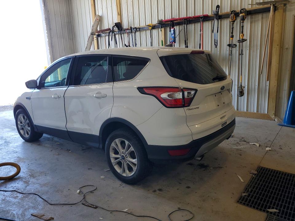 52516996 :رقم المزاد ، 1FMCU9GD8HUD28443 vin ، 2017 Ford Escape مزاد بيع