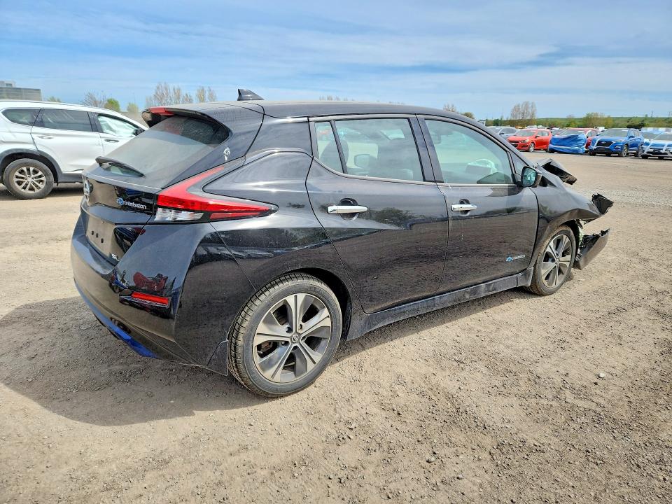 54166716 :رقم المزاد ، 1N4AZ1CP8JC316082 vin ، 2018 Nissan Leaf مزاد بيع