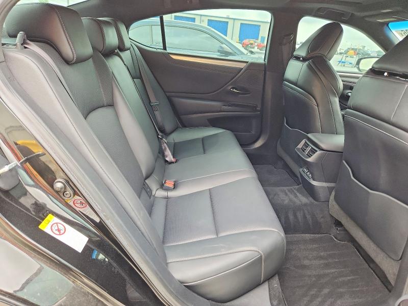 54005006 :رقم المزاد ، 58ABZ1B18KU025139 vin ، 2019 Lexus Es مزاد بيع