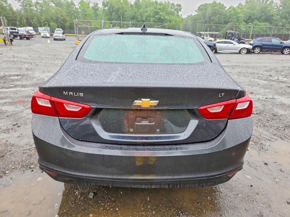54635896 :رقم المزاد ، 1G1ZD5ST8JF144516 vin ، 2018 Chevrolet Malibu مزاد بيع