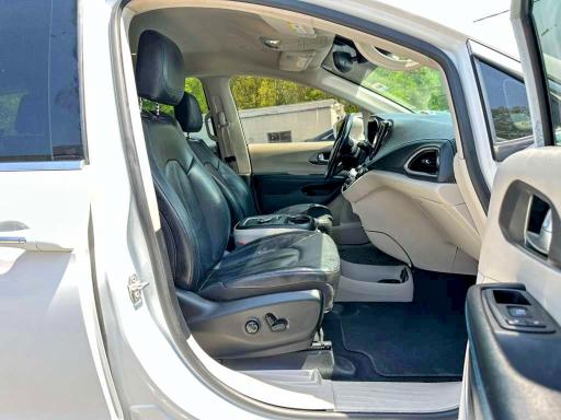 Продажа на аукционе авто 2021 Chrysler Pacifica, vin: 2C4RC1L76MR602958, номер лота: 52196586