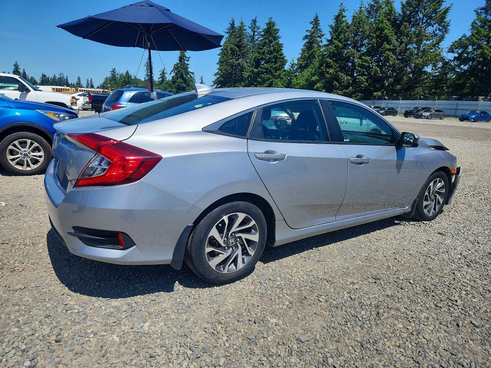 2017 Honda Civic მანქანა იყიდება აუქციონზე, vin: 19XFC2F70HE213616, აუქციონის ნომერი: 54556696