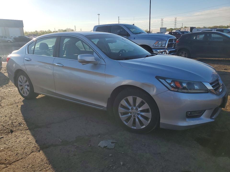 2013 Honda Accord მანქანა იყიდება აუქციონზე, vin: 1HGCR2F79DA042073, აუქციონის ნომერი: 52451326