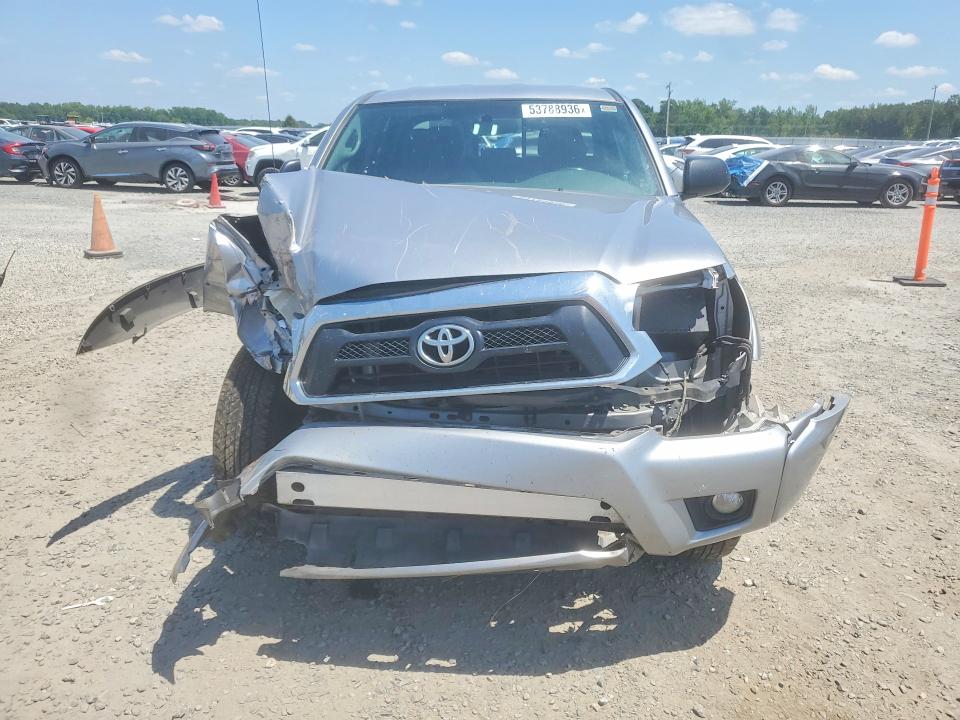 Продажа на аукционе авто 2015 Toyota Tacoma, vin: 3TMLU4EN5FM182359, номер лота: 53788936