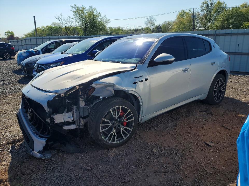 Продажа на аукционе авто 2023 Maserati Grecale, vin: ZN682AVM7P7422443, номер лота: 51889296