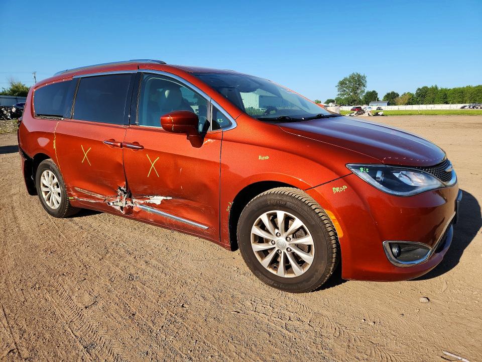 55036646 :رقم المزاد ، 2C4RC1EG9JR172299 vin ، 2018 Chrysler Pacifica مزاد بيع