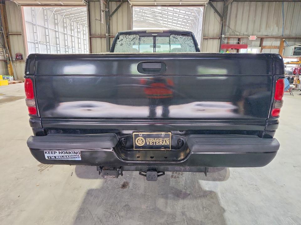 53847636 :رقم المزاد ، 1B7KF23641J520894 vin ، 2001 Dodge Ram 2500 مزاد بيع