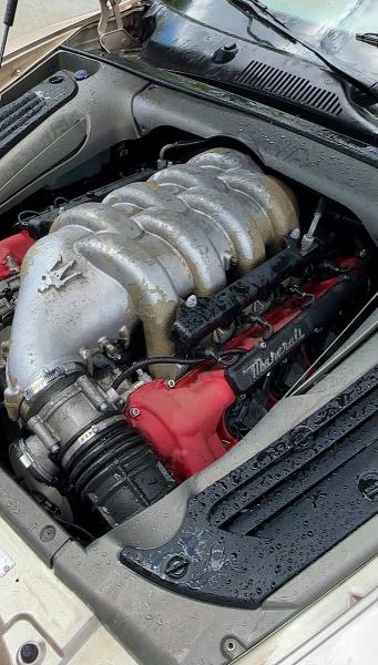 53557016 :رقم المزاد ، ZAMBB18A340010996 vin ، 2004 Maserati Spyder مزاد بيع