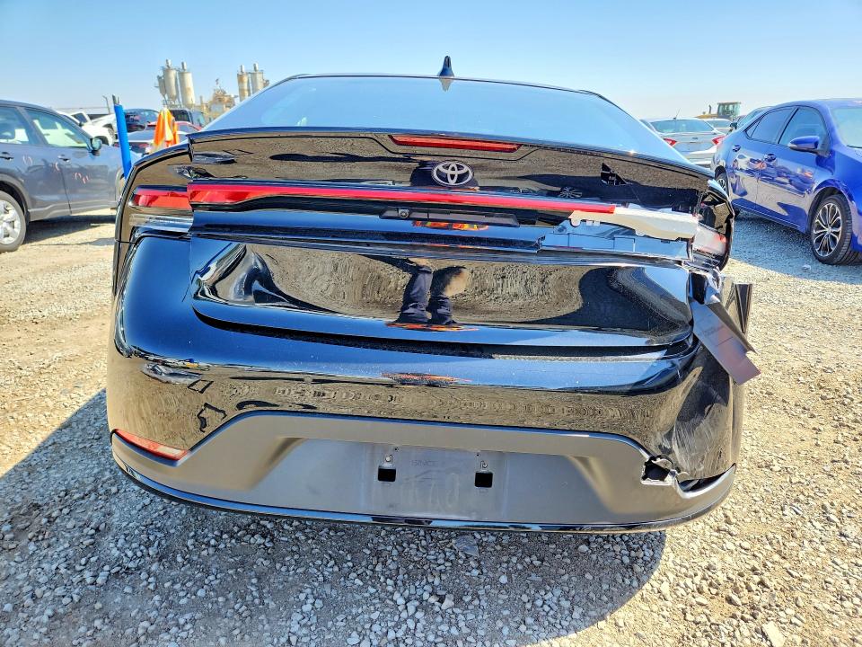53263846 :رقم المزاد ، JTDACAAU7R3041286 vin ، 2024 Toyota Prius مزاد بيع