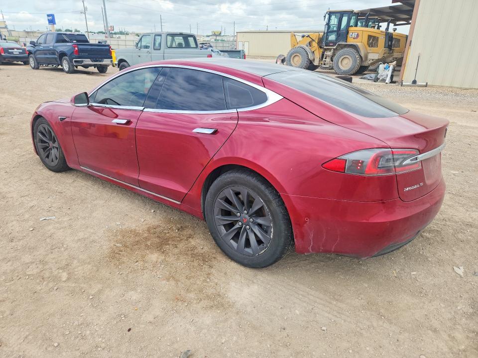 53607826 :رقم المزاد ، 5YJSA1E21HF210352 vin ، 2017 Tesla Model S مزاد بيع