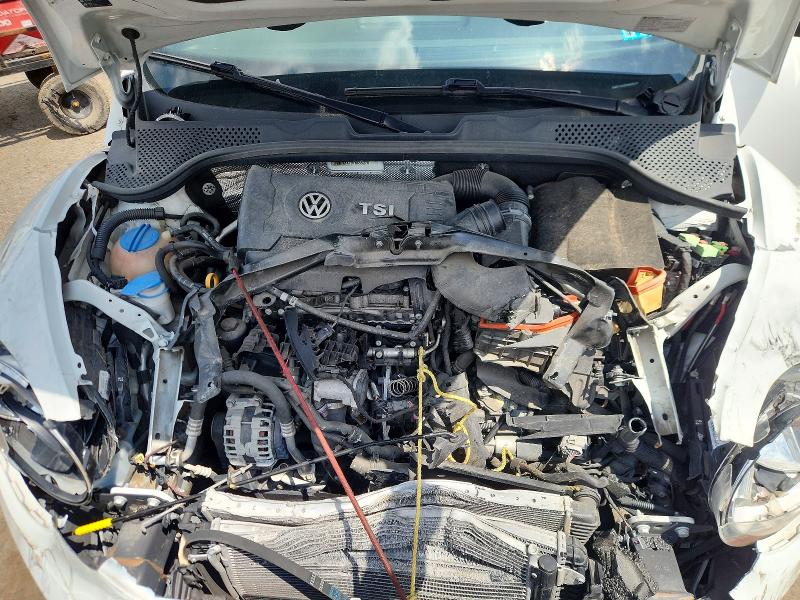 53012746 :رقم المزاد ، 3VWF17AT9FM655270 vin ، 2015 Volkswagen Beetle مزاد بيع