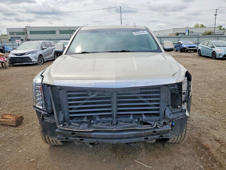 50330446 :رقم المزاد ، 1GYS4BKJ9HR215585 vin ، 2017 Cadillac Escalade مزاد بيع
