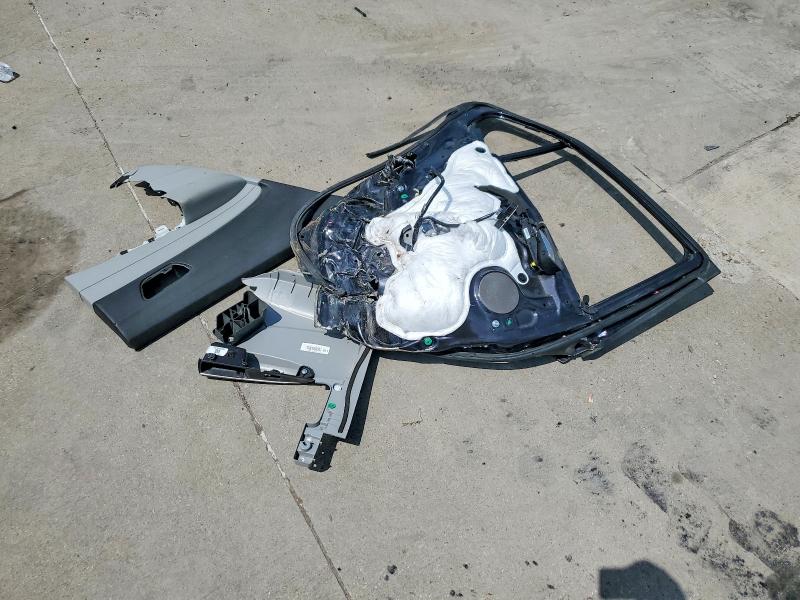 54830696 :رقم المزاد ، 19UUB1F34FA009565 vin ، 2015 Acura Tlx مزاد بيع