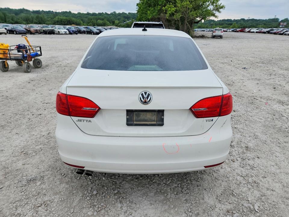 54850506 :رقم المزاد ، 3VWLL7AJ8DM275877 vin ، 2013 Volkswagen Jetta مزاد بيع