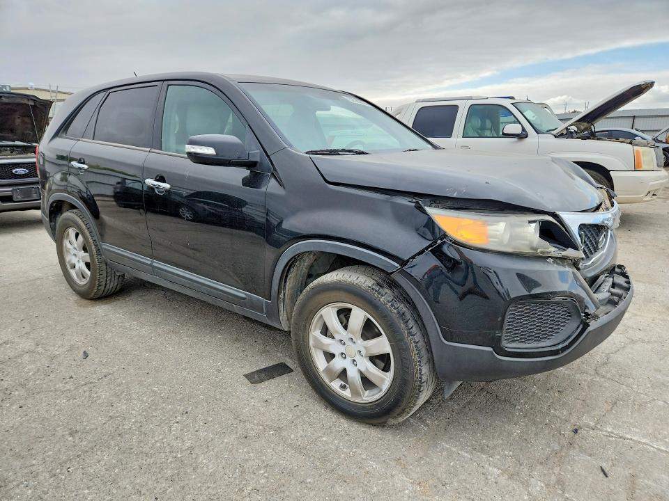52089826 :رقم المزاد ، 5XYKT3A19BG023945 vin ، 2011 Kia Sorento مزاد بيع